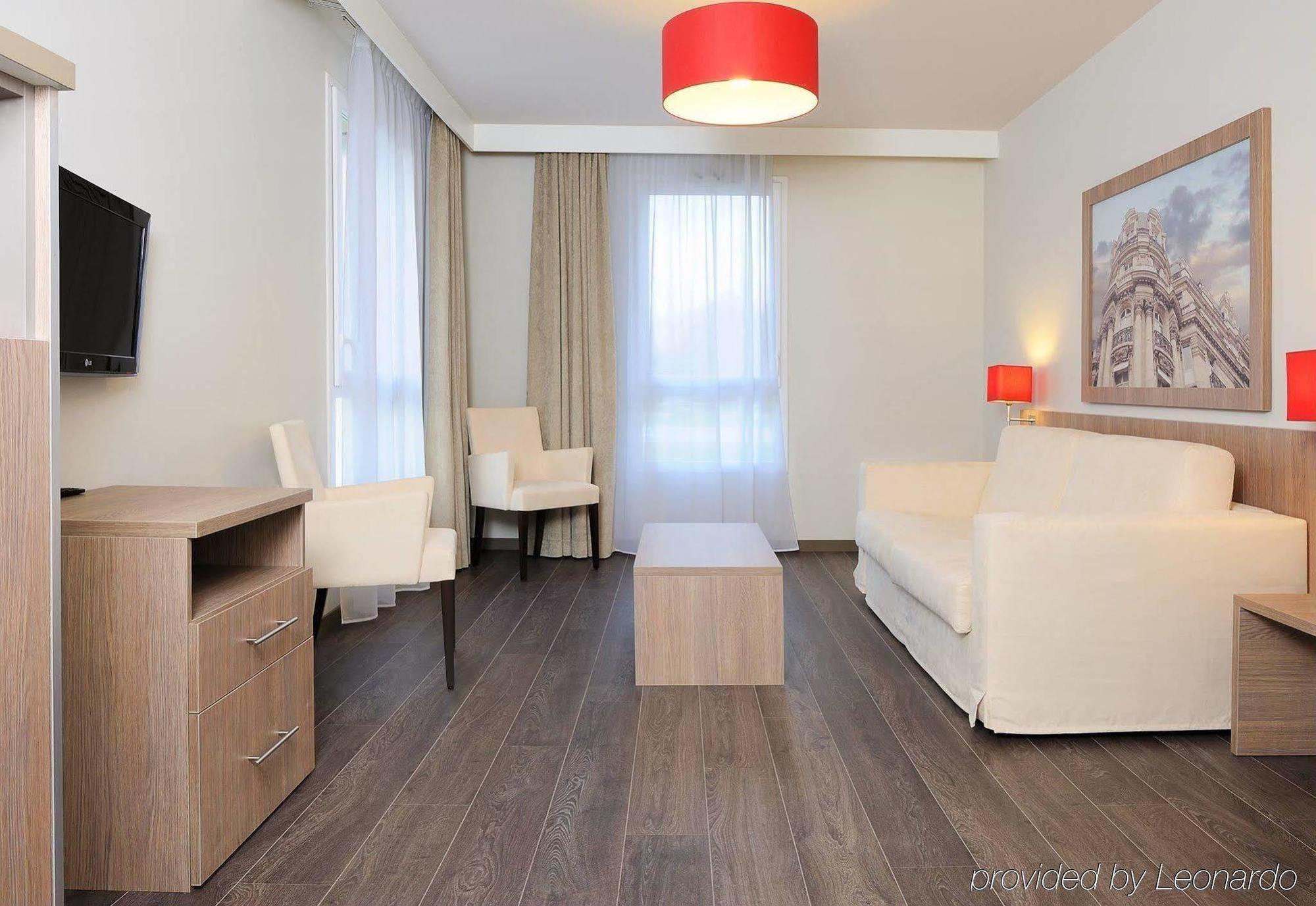 Residhome Paris-Guyancourt Pokój zdjęcie